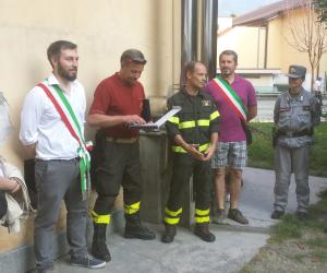 Carlo Perino: il caloroso saluto di Condove al pompiere