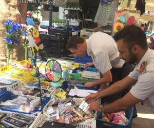 Condove, spinner pericolosi: sequestrati 3mila pezzi dalla finanza