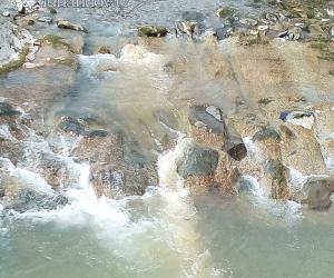 S.Giorio: la fogna "perde" e sversa nella Dora