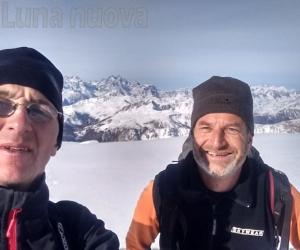 Piossasco, oltre 100 chilometri appeso alla vela: un volo record