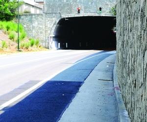 Terna ad Avigliana, nelle gallerie a senso unico alternato