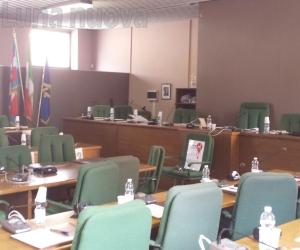 Giaveno, in Comune l’ombra del commissario