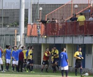 Rissa in tribuna: il Beinasco sconfitto dai suoi ultras