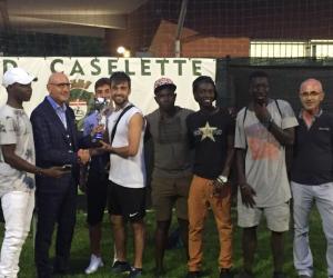 A Caselette un bel tridente contro il razzismo