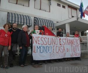 Grugliasco, migranti ospiti alla Baracca: il caso diventa "politico"