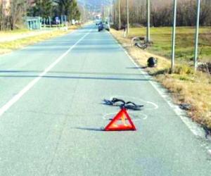 Caprie, scontro suv-bici in viale Kennedy: ferito il ciclista