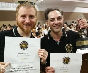 Beinasco, Aurelio e Giulio sbancano Cuba: campioni del mondo di ‘sigarismo’