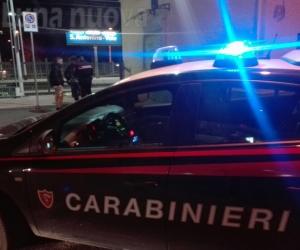 S.Antonino, 30 euro per riavere il cellulare: arrestato