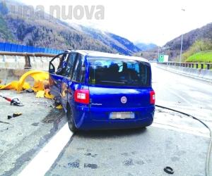 Si schianta e muore sul viadotto dell'AutoFrejus