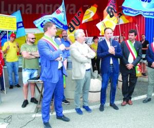 Mercatone Uno, Cirio va a Beinasco: «La Regione farà la sua parte»
