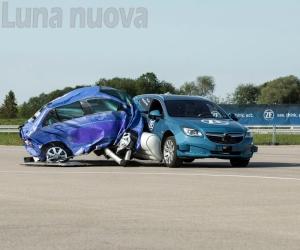 Grugliasco, il progetto dell'airbag esterno nasce in strada del Portone