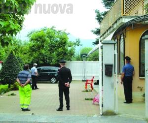 Villarbasse, bimba travolta in cortile dall'auto della mamma