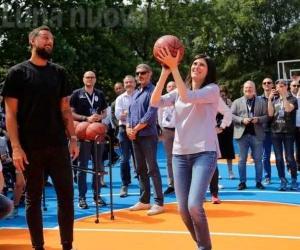Collegno, sfida tra sindaci sotto canestro, dalla parte delle donne
