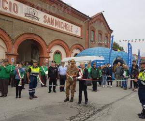 S.Ambrogio: via Terzo Reggimento Alpini per i 90 anni delle penne nere 