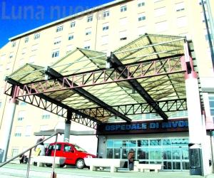 Rivoli, dopo l'intervento si risveglia, mangia qualcosa, poi il dramma