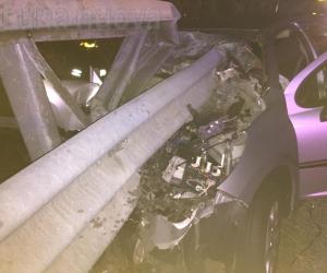 Collegno, resta grave in ospedale dopo lo schianto sul guardrail