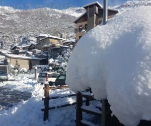 La nevicata porta con sé il buio in val Cenischia