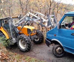 Villarfocchiardo, camioncino in panne blocca la strada a Piancopero