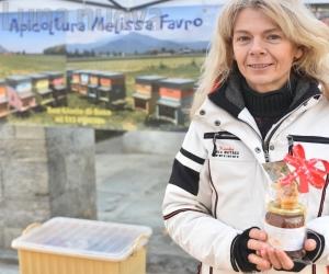 Agricoltura, la scelta di Melissa: ciao banca, vado con le api