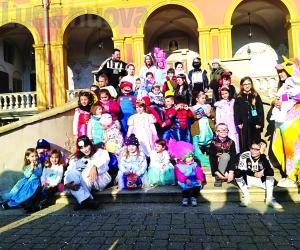 Borgone: caos Coronavirus, Carnevale ridotto ma i colori vincono