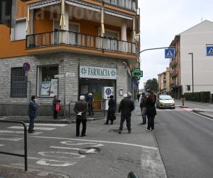 Fabbriche ancora aperte: scatta la protesta