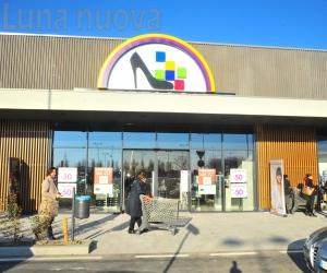Cintura-Valli, negozi Scarpe & Scarpe chiusi: 1700 posti a rischio