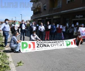 Alpignano, Ponte subito: flash mob di Pd e Italia Viva 
