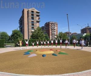 Orbassano, il sistema solare tutto in un prato