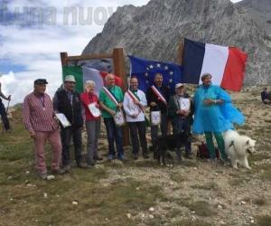 Tre sindaci sul confine per 40 anni di amicizia