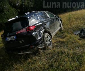 L'auto si ribalta al Frais, muore noto imprenditore di Bussoleno