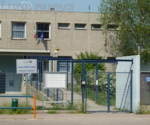 Collegno, da domani basta auto nel parcheggio della Gramsci