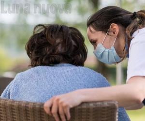 Assistenti domiciliari: «Siamo pronti a dimetterci»