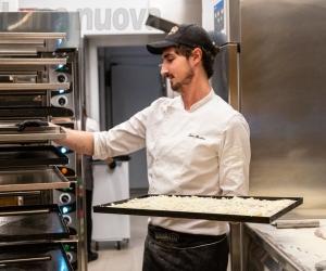 S.Ambrogio: Enrico e il "Polpo", la pizza dell’anno per il Gambero Rosso