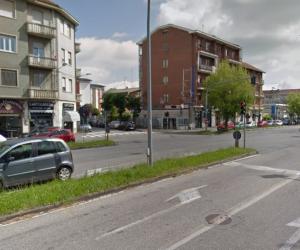 Collegno: svolta fatale, muore giovane motociclista
