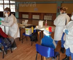 Tamponi rapidi a Villardora: al primo round subito 7 positivi su 27
