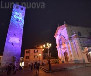Grugliasco, giochi di luce accendono il centro
