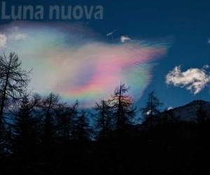 Le nubi arcobaleno nel cielo valsusino: combinazione di ghiaccio, luce e vento