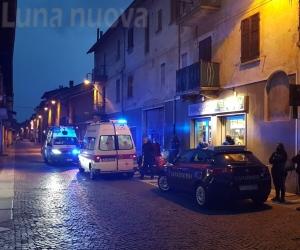 S.Antonino: molesta i passanti e tenta di mordere i carabinieri, arrestato