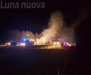 Vaie, fiamme nei terreni a fianco della "Floricoltura valsusina"