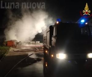 Chiusa S.Michele: incendio stasera nel cortile della Levosil