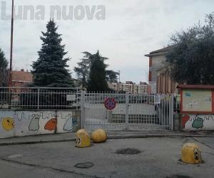 Rivoli, scuole chiuse: genitori e alunni in rivolta