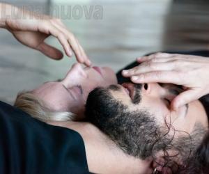 ‘Umanudità’: corpi fragili e rarefatti ballano al Castello