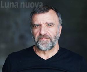 Dighero e Benni: il pupazzo Gnappo e il senso della vita