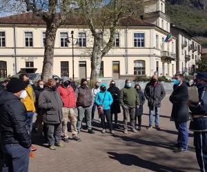 Condove, dagli extra-alimentari un grido disperato: «Fateci lavorare»