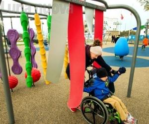 Collegno, parchi gioco a misura di disabile