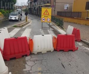 Alpignano, è caccia ai buontemponi che hanno chiuso il ponte