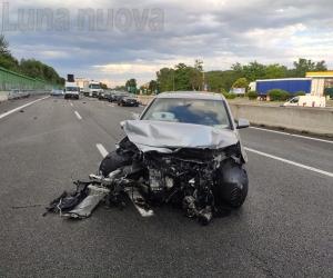 Rivoli, doppio incidente sotto l'acquazzone