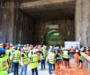 Collegno, il tunnel della metro viaggia verso Cascine Vica