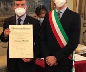 Bussoleno, un Cavaliere con la penna nera