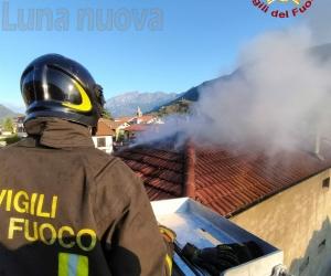 S.Antonino, va a fuoco un tetto